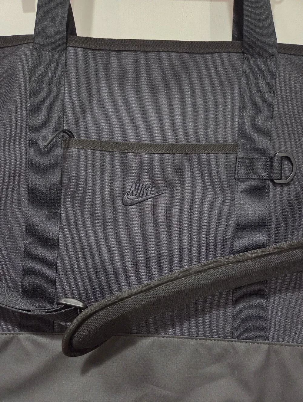Nike Heritage Eugene Large Black Travel Tote Bag 63L